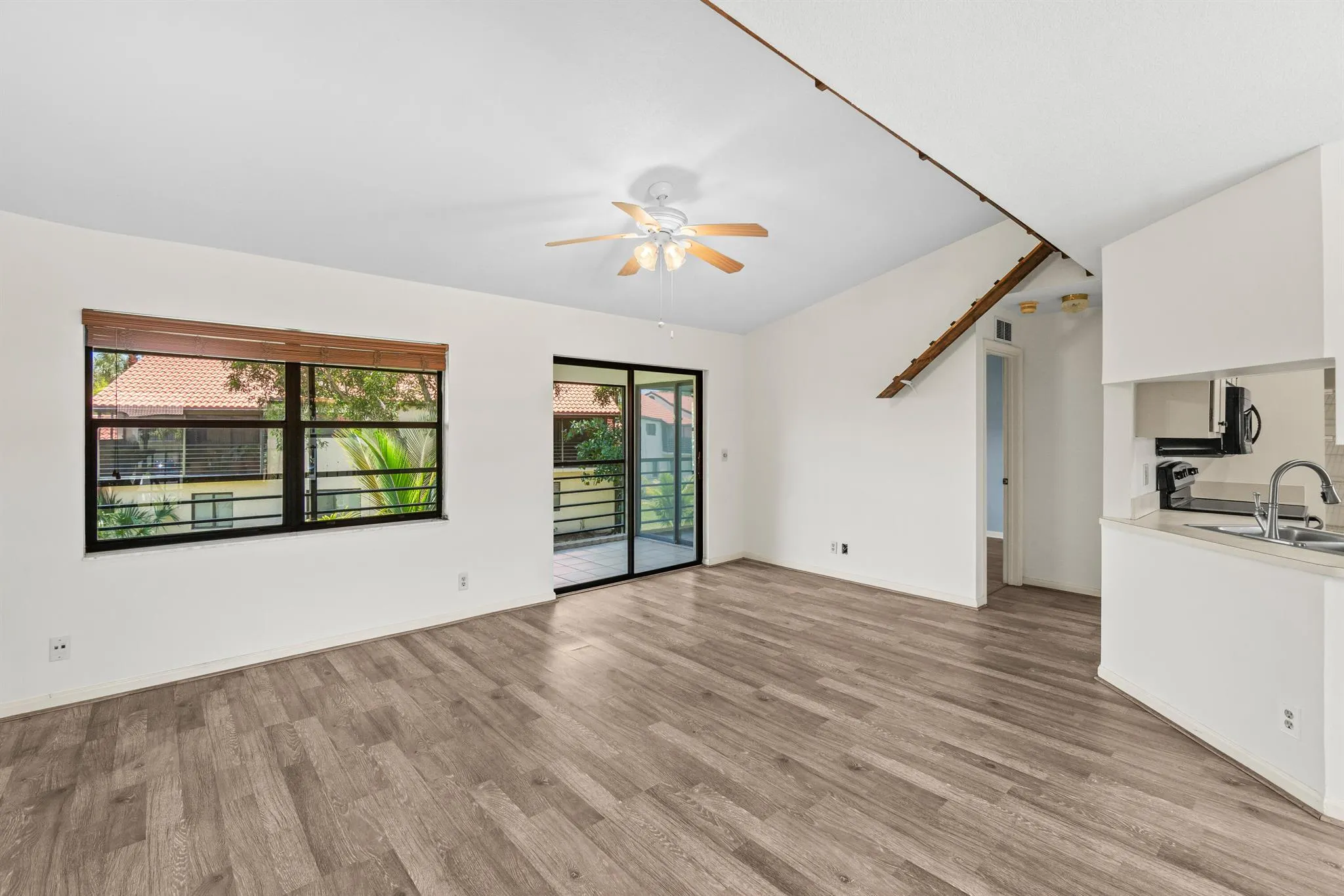 3 Via De Casas Sur, #204