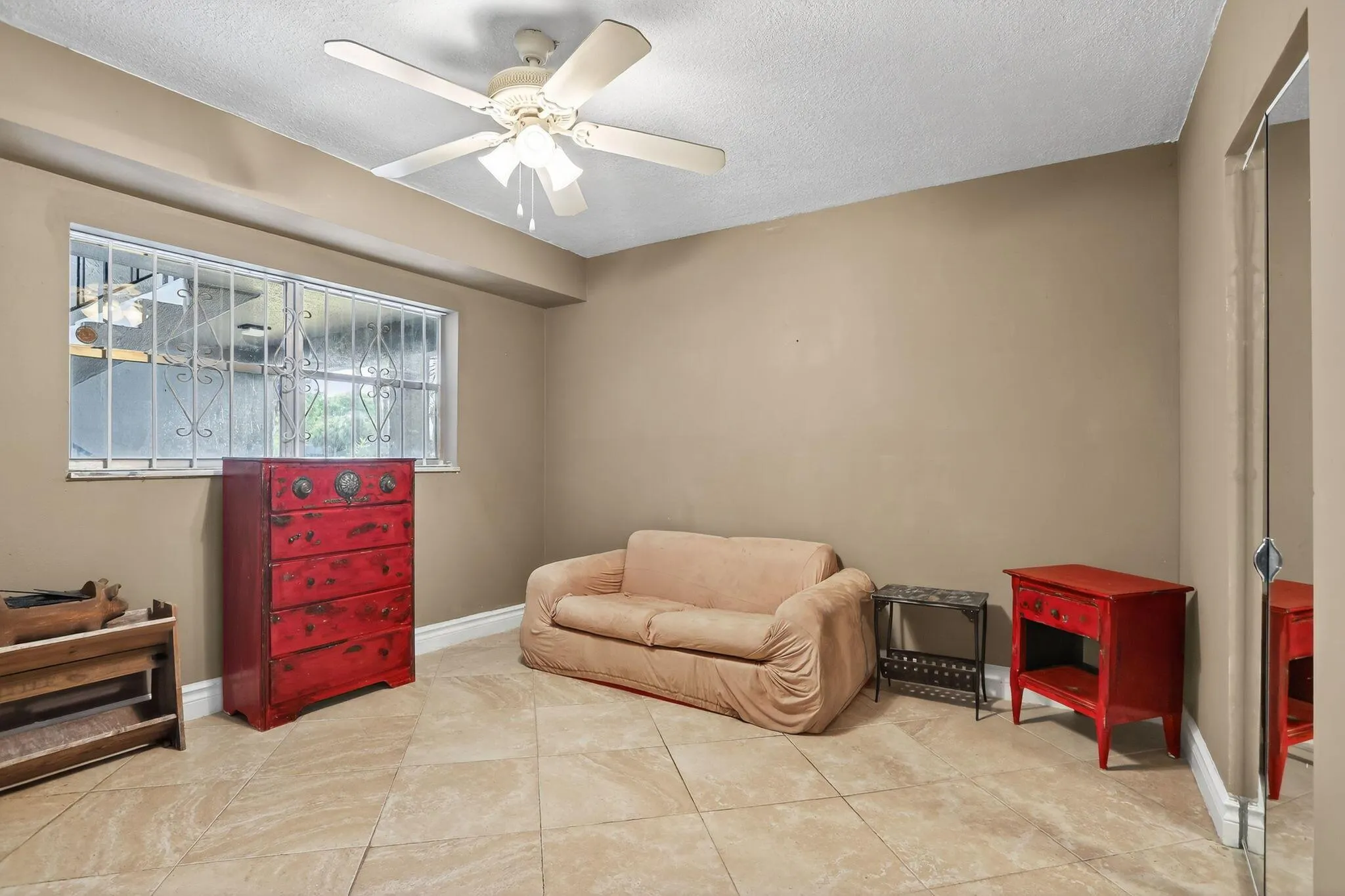 1775 N Andrews Square, #101w