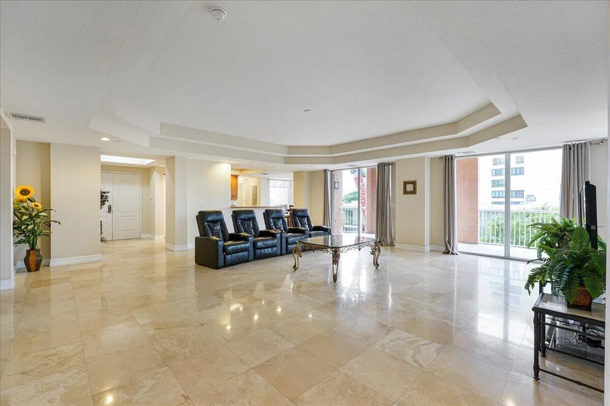 1395 S Ocean Boulevard, #3d