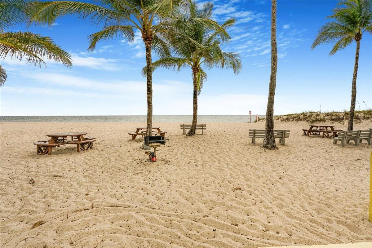 1395 S Ocean Boulevard, #3d