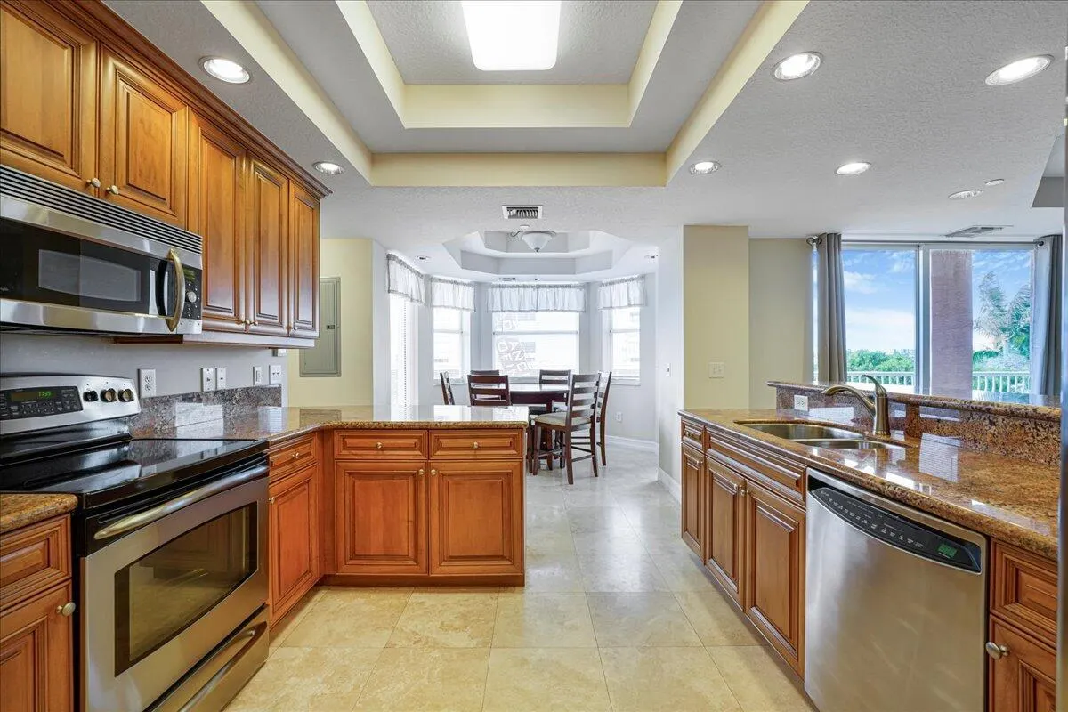 1395 S Ocean Boulevard, #3d