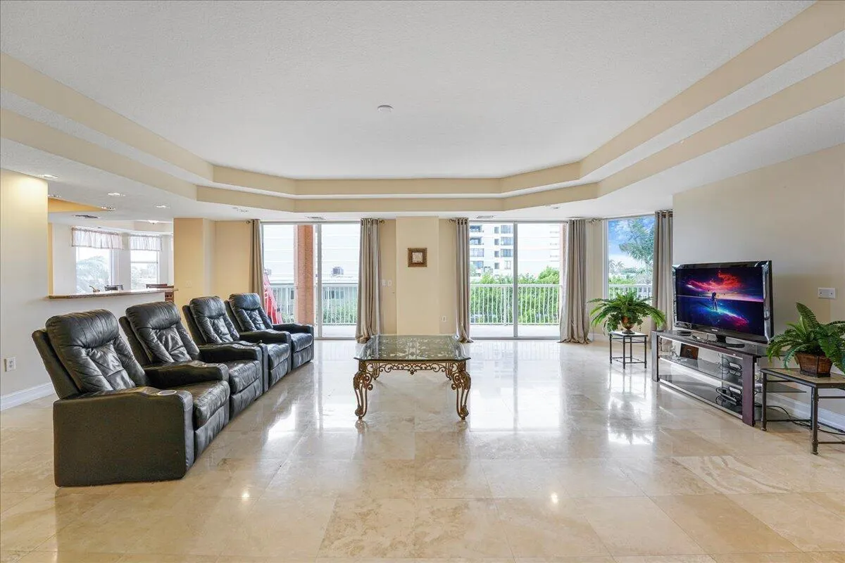 1395 S Ocean Boulevard, #3d