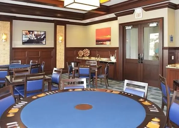 16794 Bridge Crossing Circle