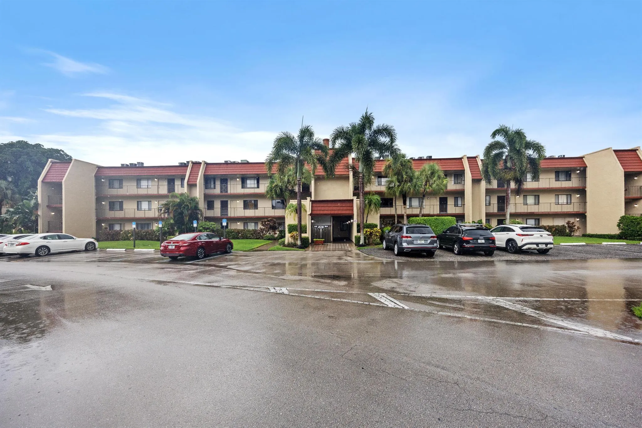 4539 Luxemburg Court, #104