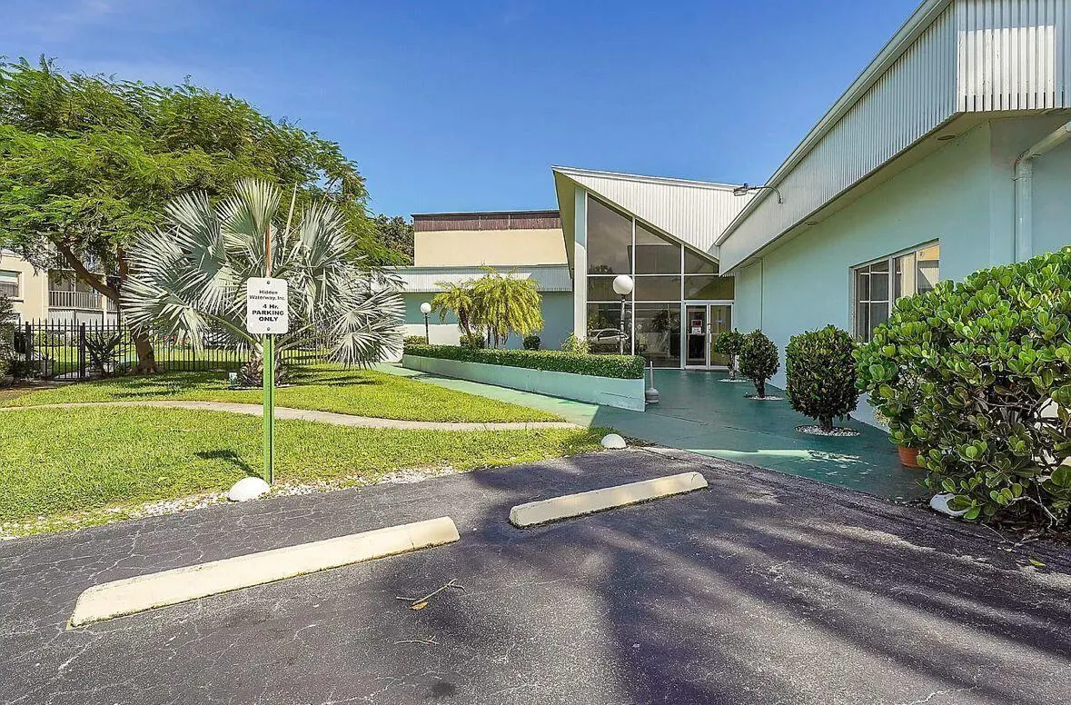 100 Waterway Drive S, #204