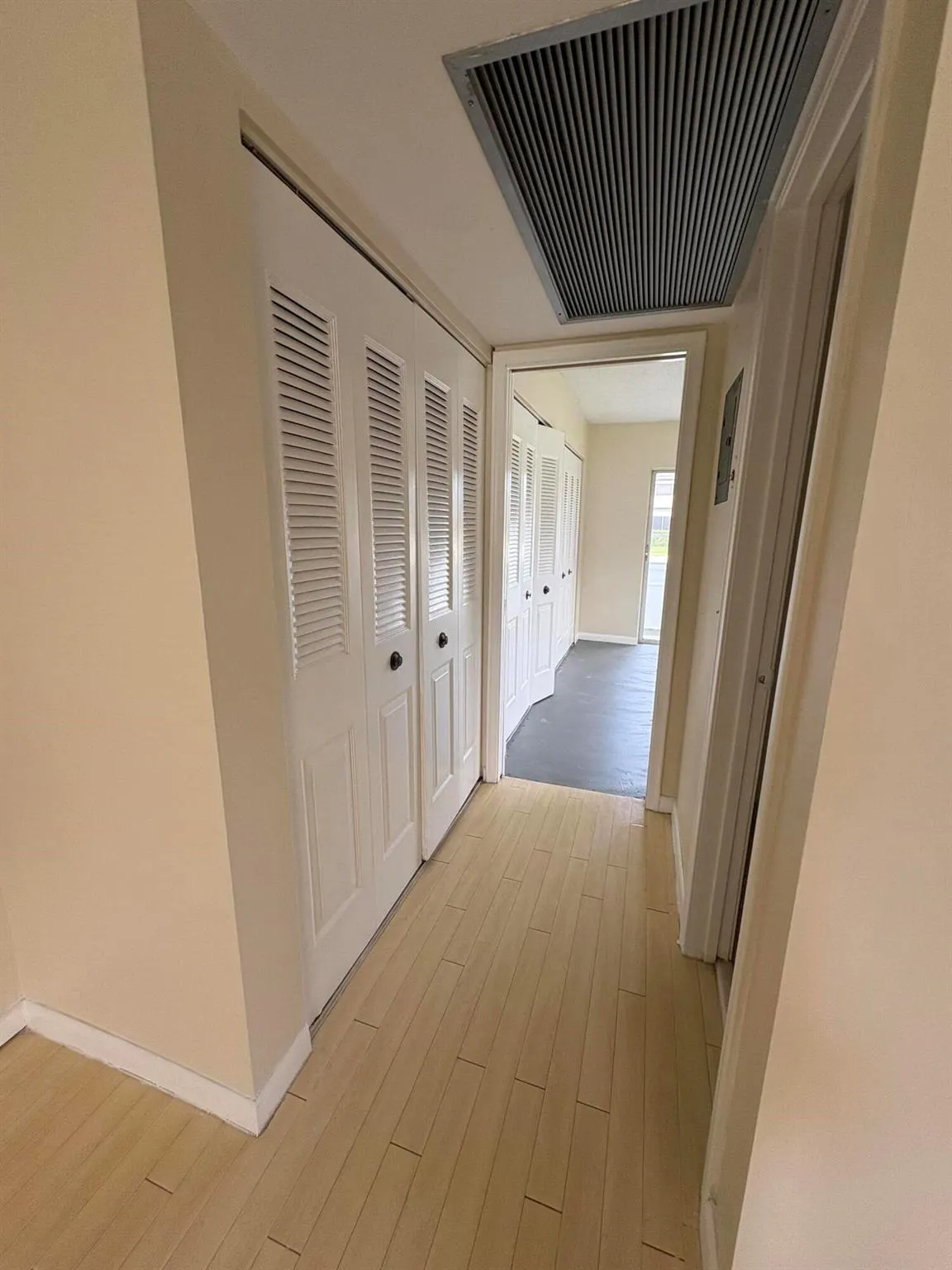 213 Chatham K