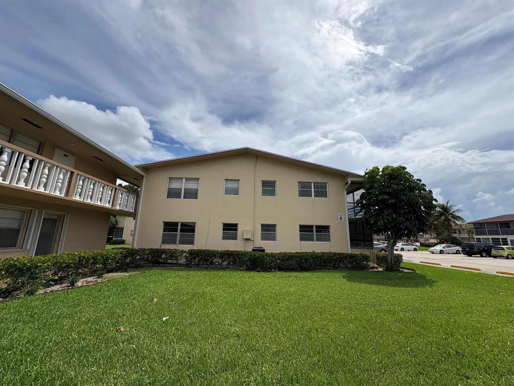 213 Chatham K