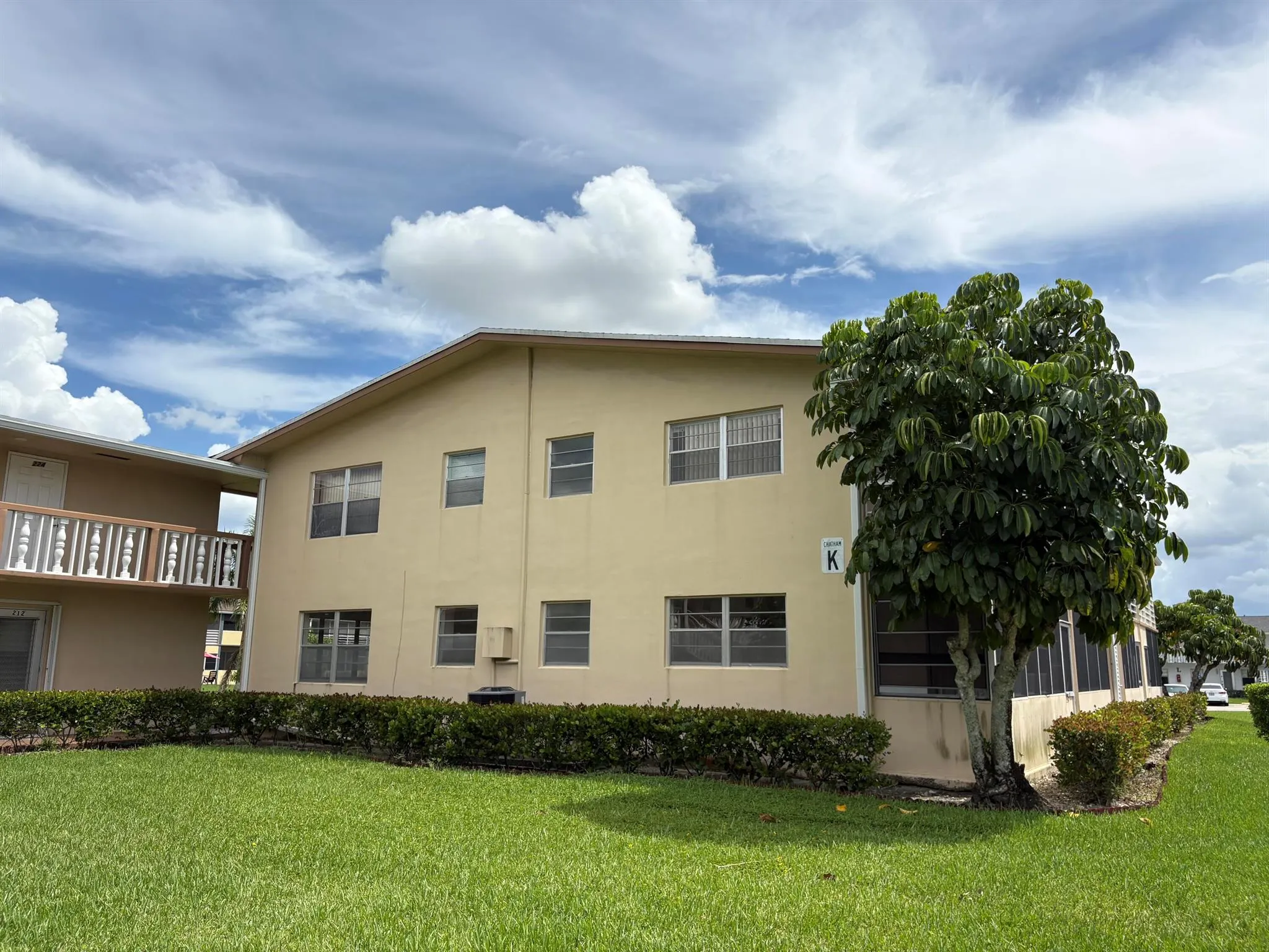 213 Chatham K