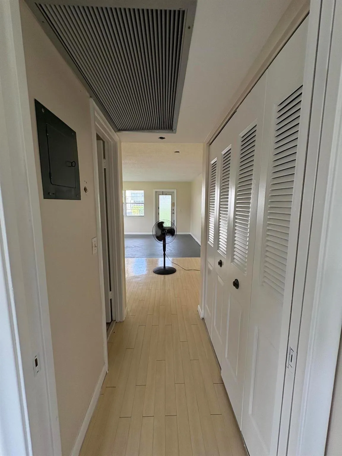 213 Chatham K