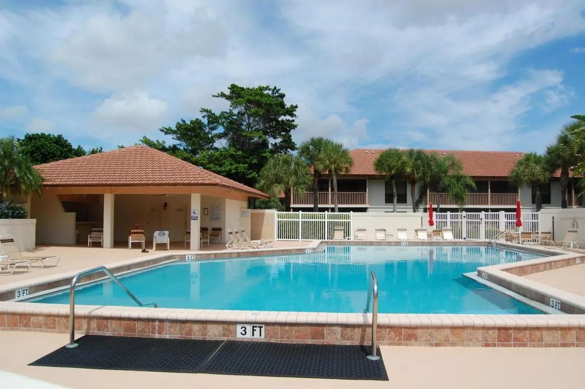 134 Brackenwood Road