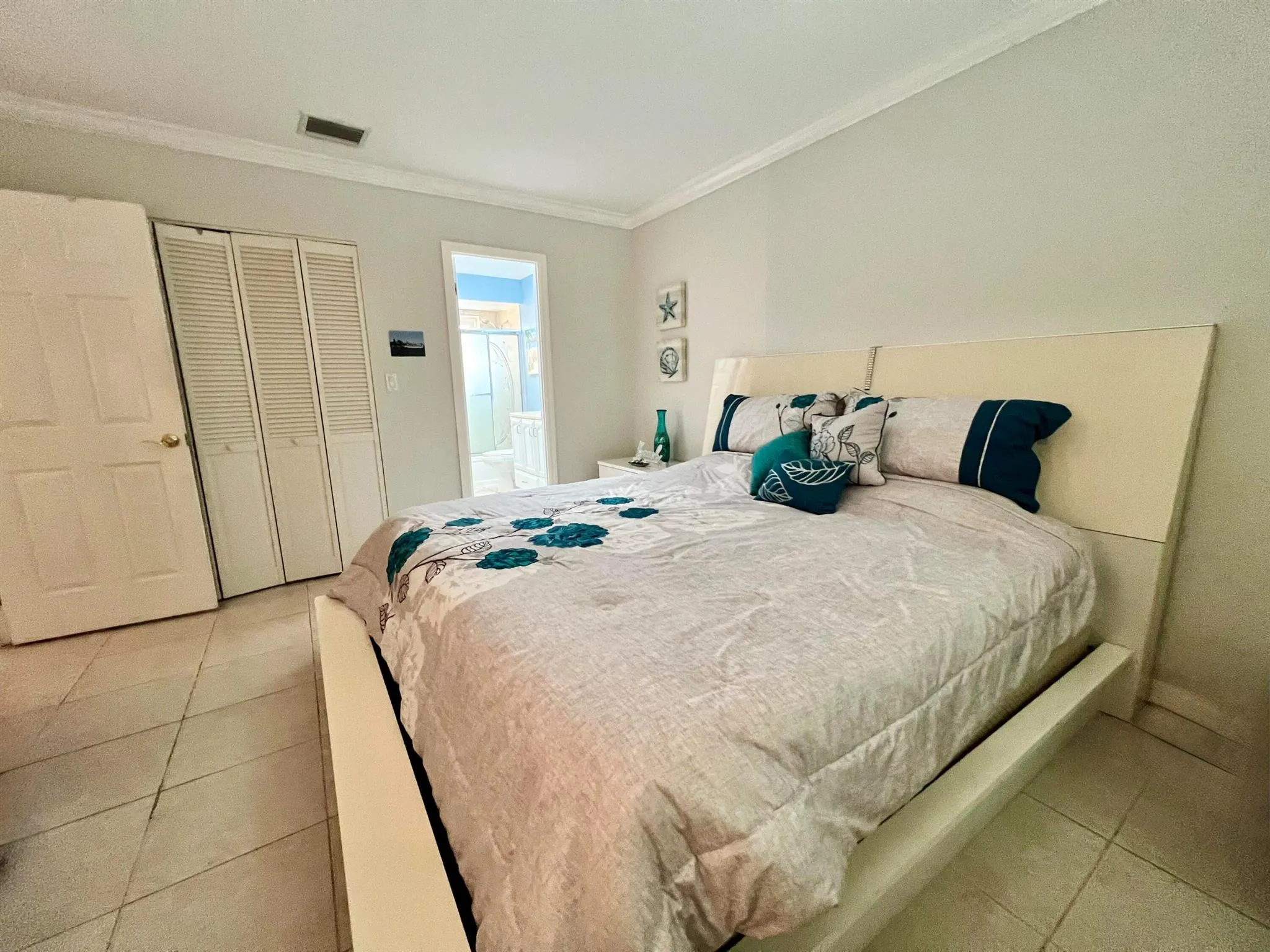 5161 W Oakland Park Boulevard, #206