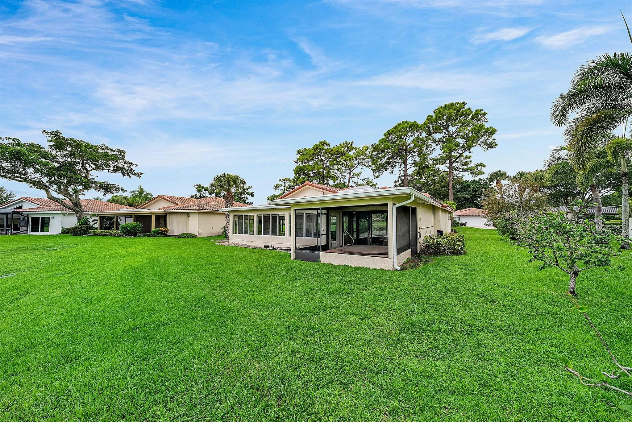6 Woods Lane