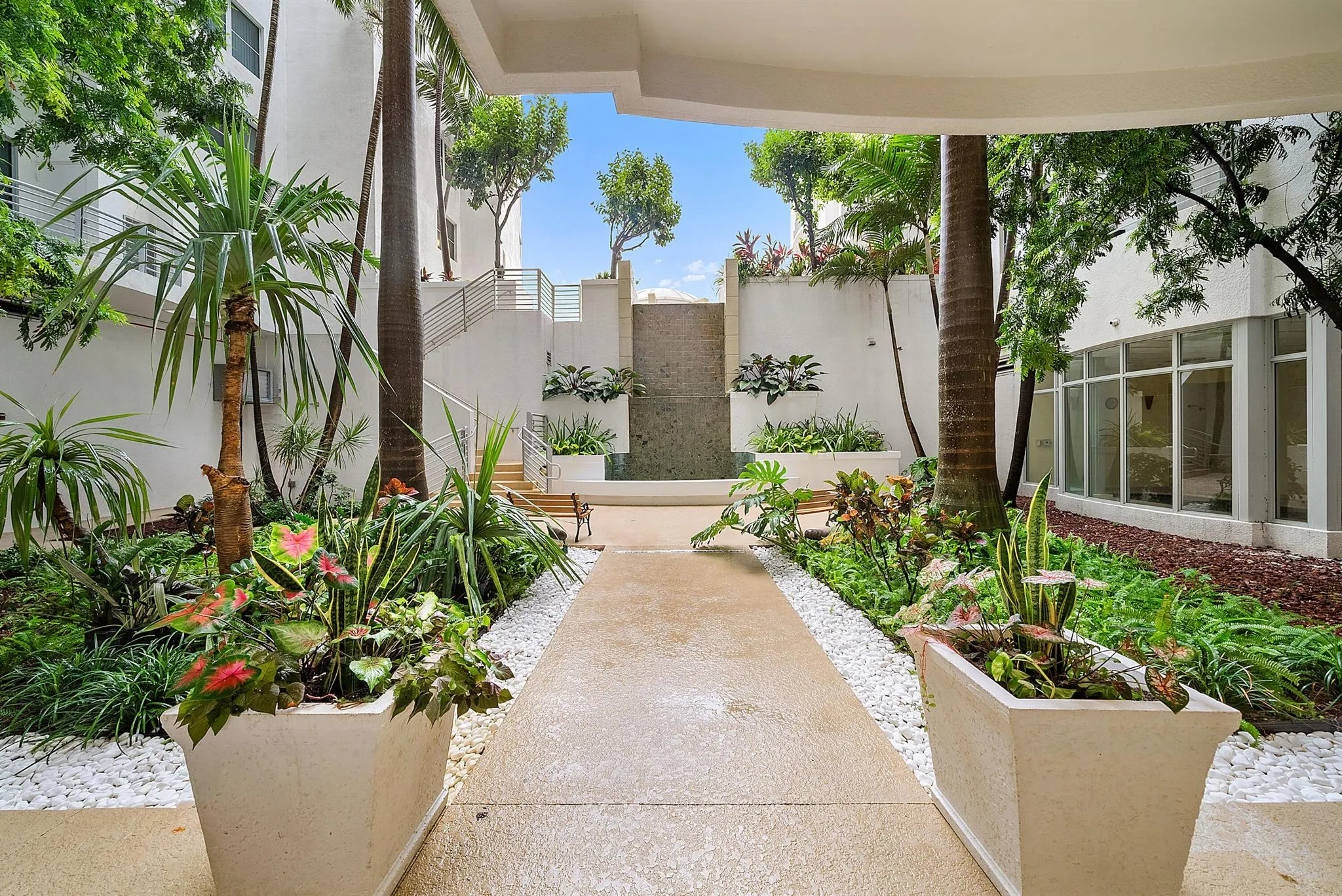 1830 Radius Drive, #806