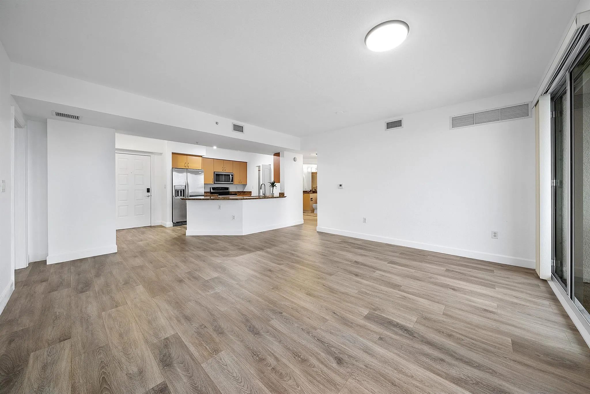 1830 Radius Drive, #806