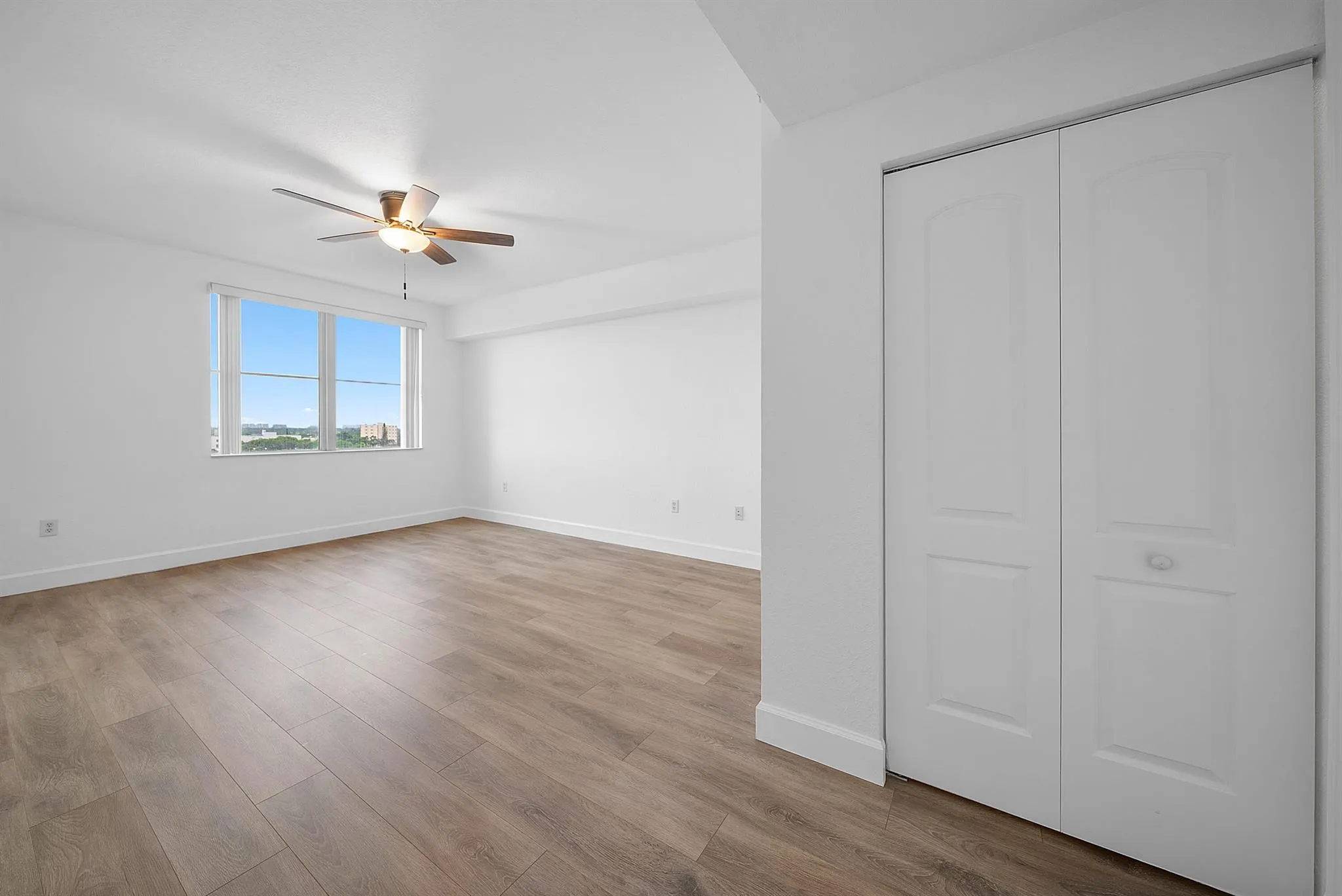 1830 Radius Drive, #806
