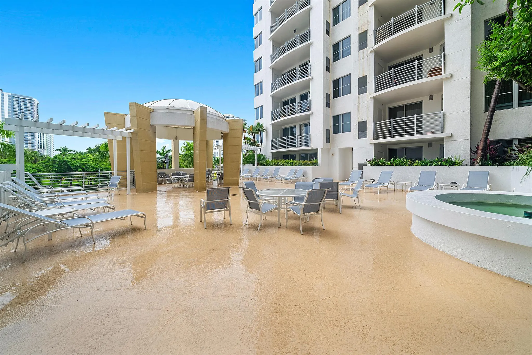 1830 Radius Drive, #806