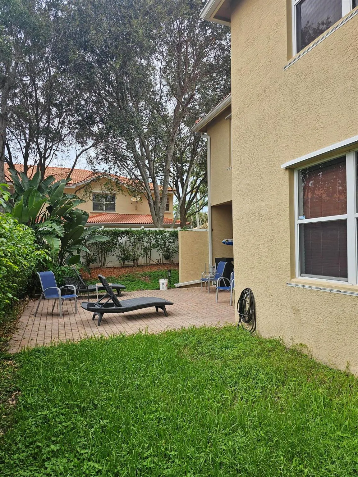 7533 Topiary Avenue