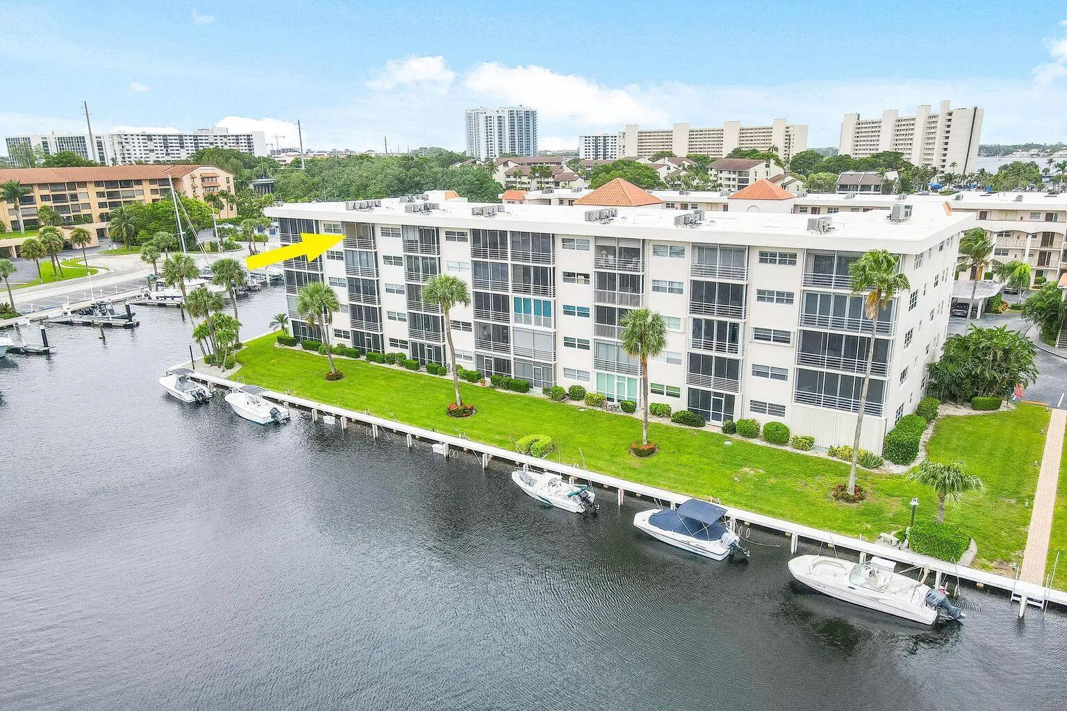 21 Yacht Club Drive, #507