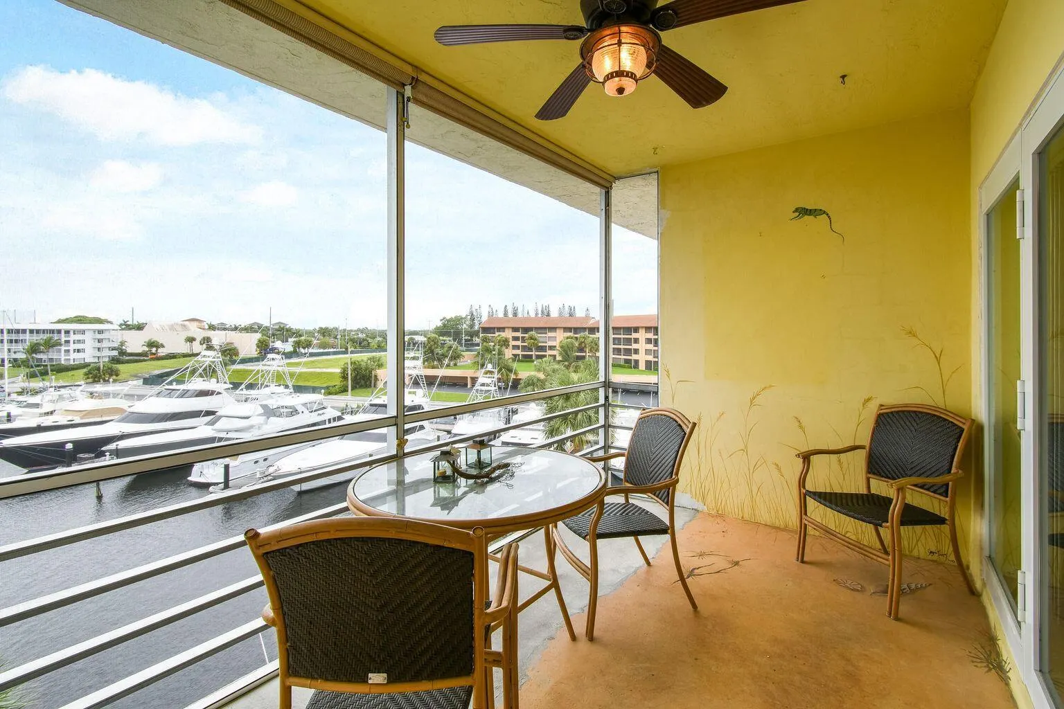 21 Yacht Club Drive, #507
