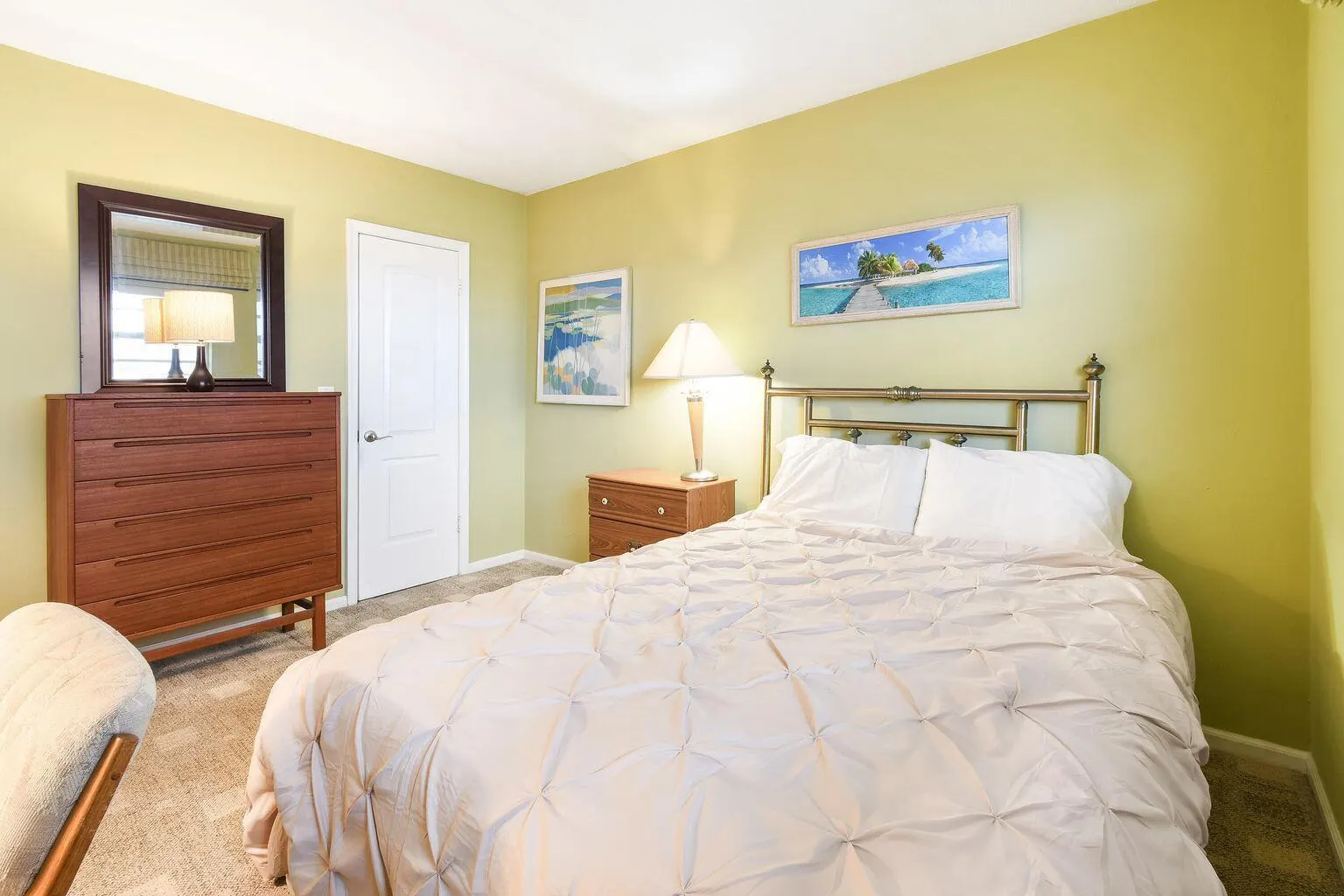 21 Yacht Club Drive, #507