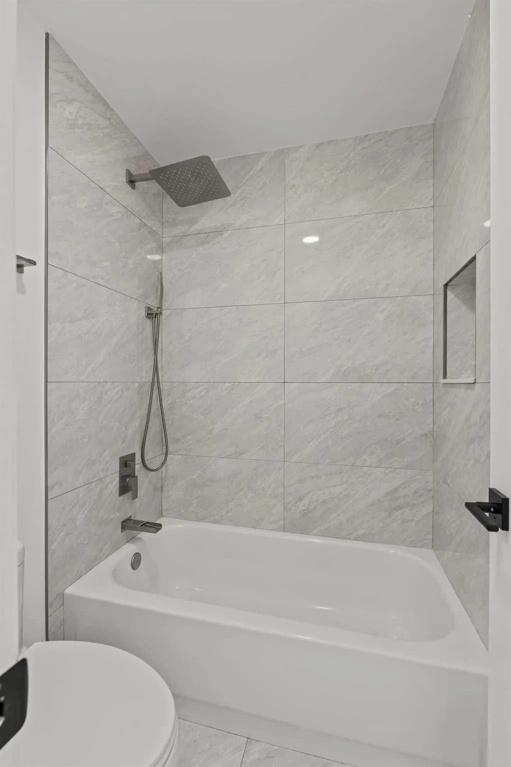 3783 Carambola Circle N, #2811