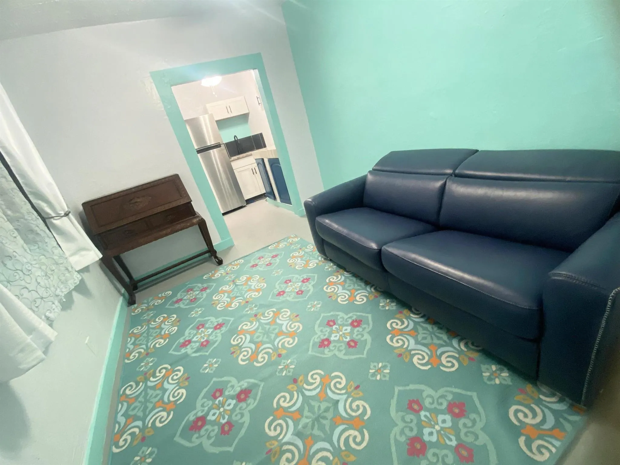 802 Lytle Street, #Main