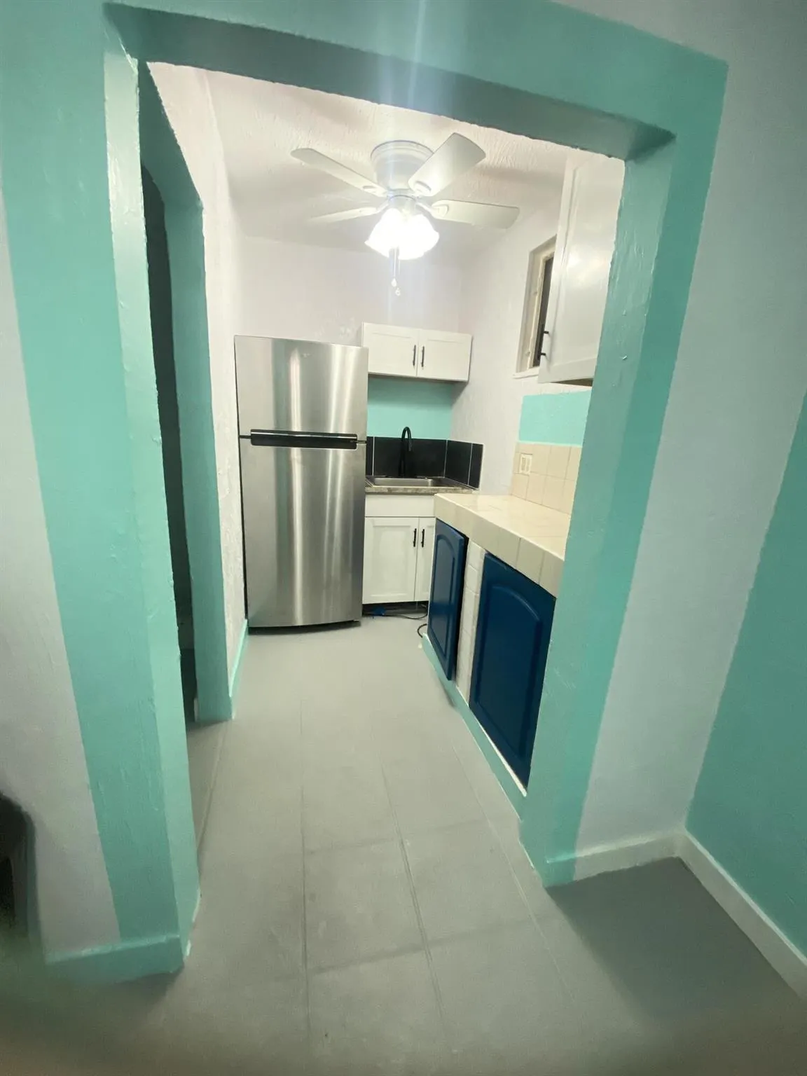 802 Lytle Street, #Main
