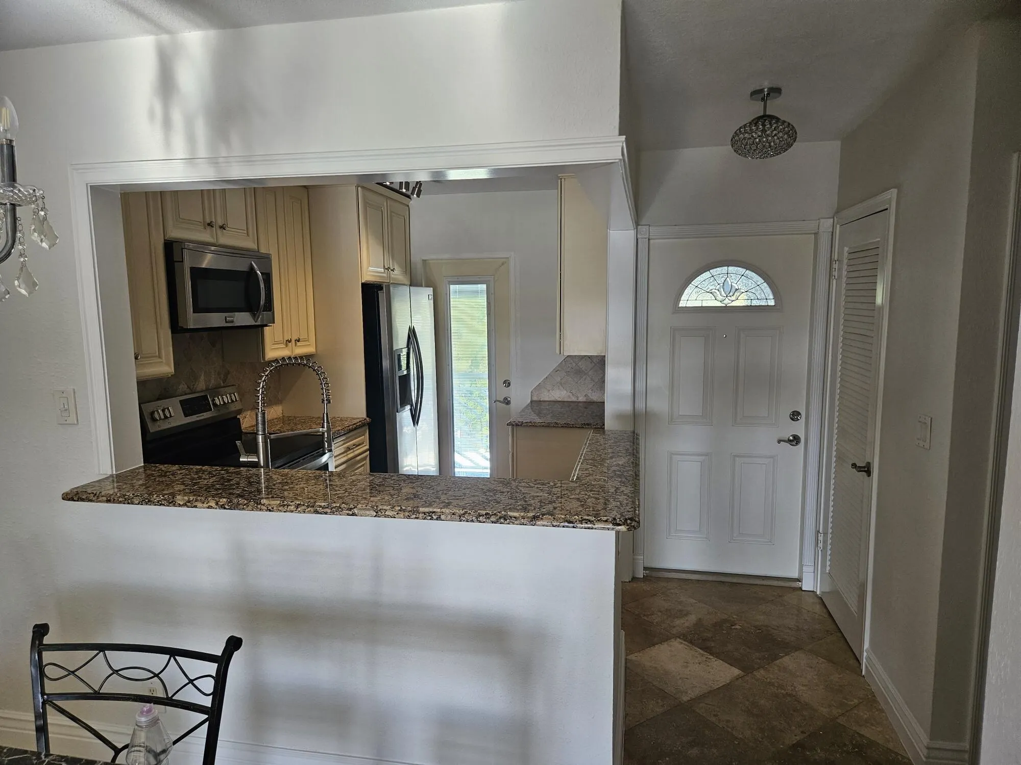 1951 NE 39th Street NE, #326