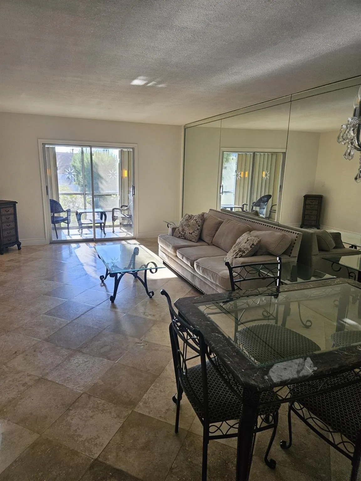 1951 NE 39th Street NE, #326