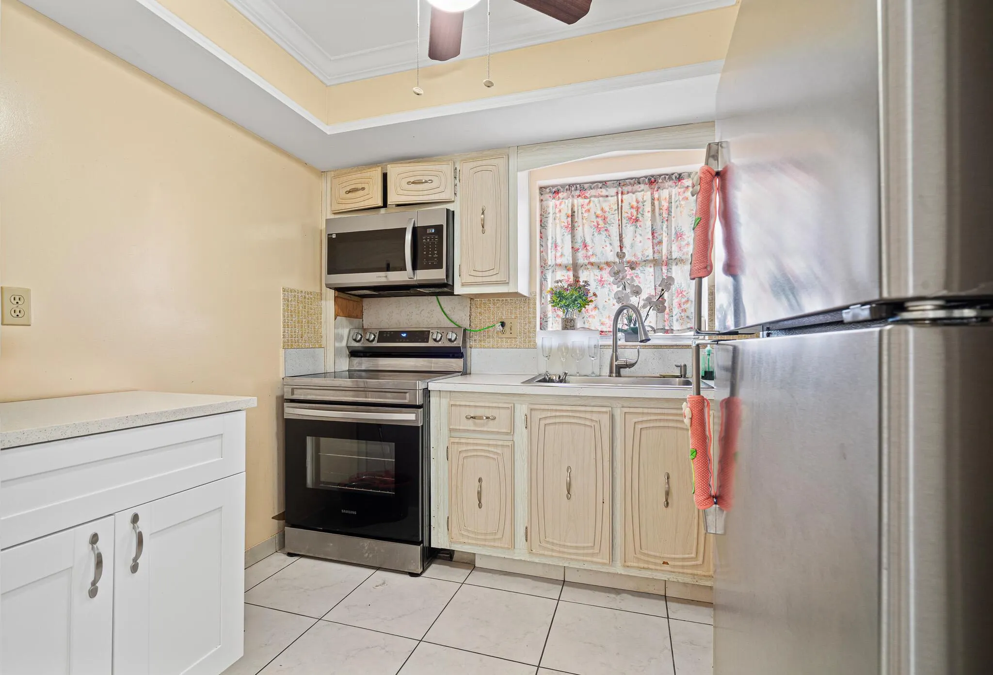 2737 Emory Drive E, #C