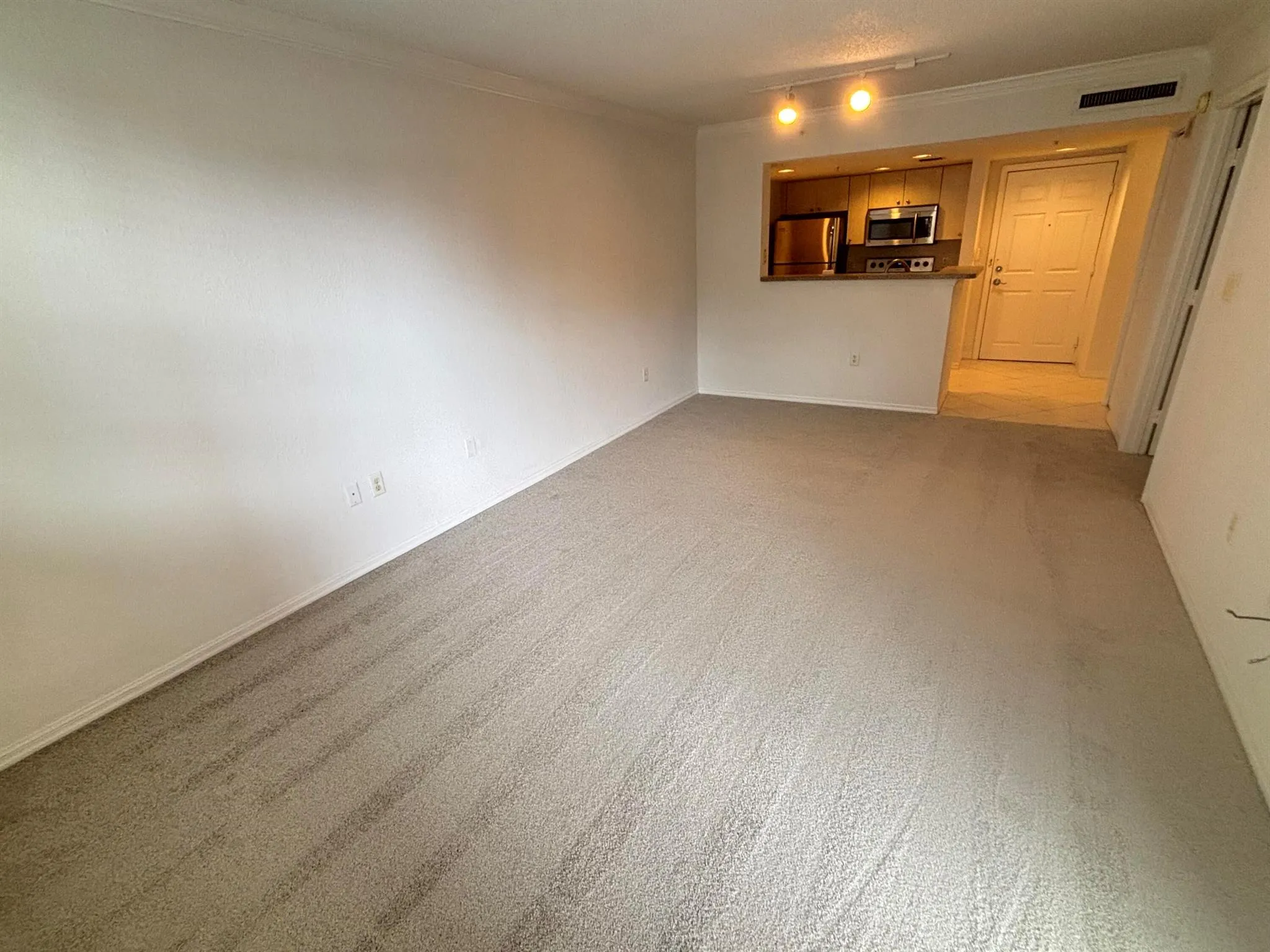 1801 N Flagler Drive, #727