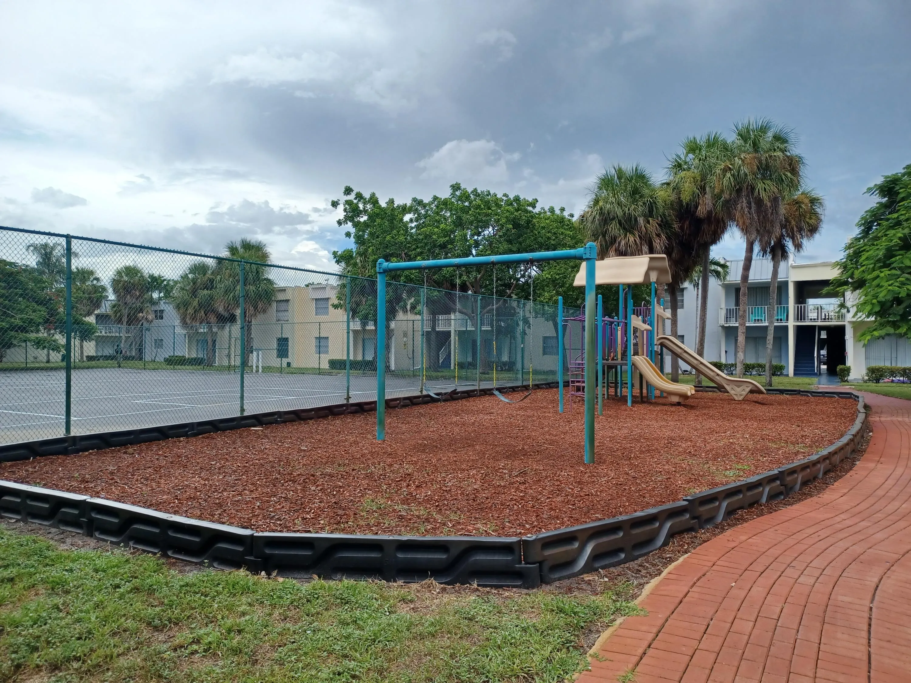 409 Executive Center Drive, #209