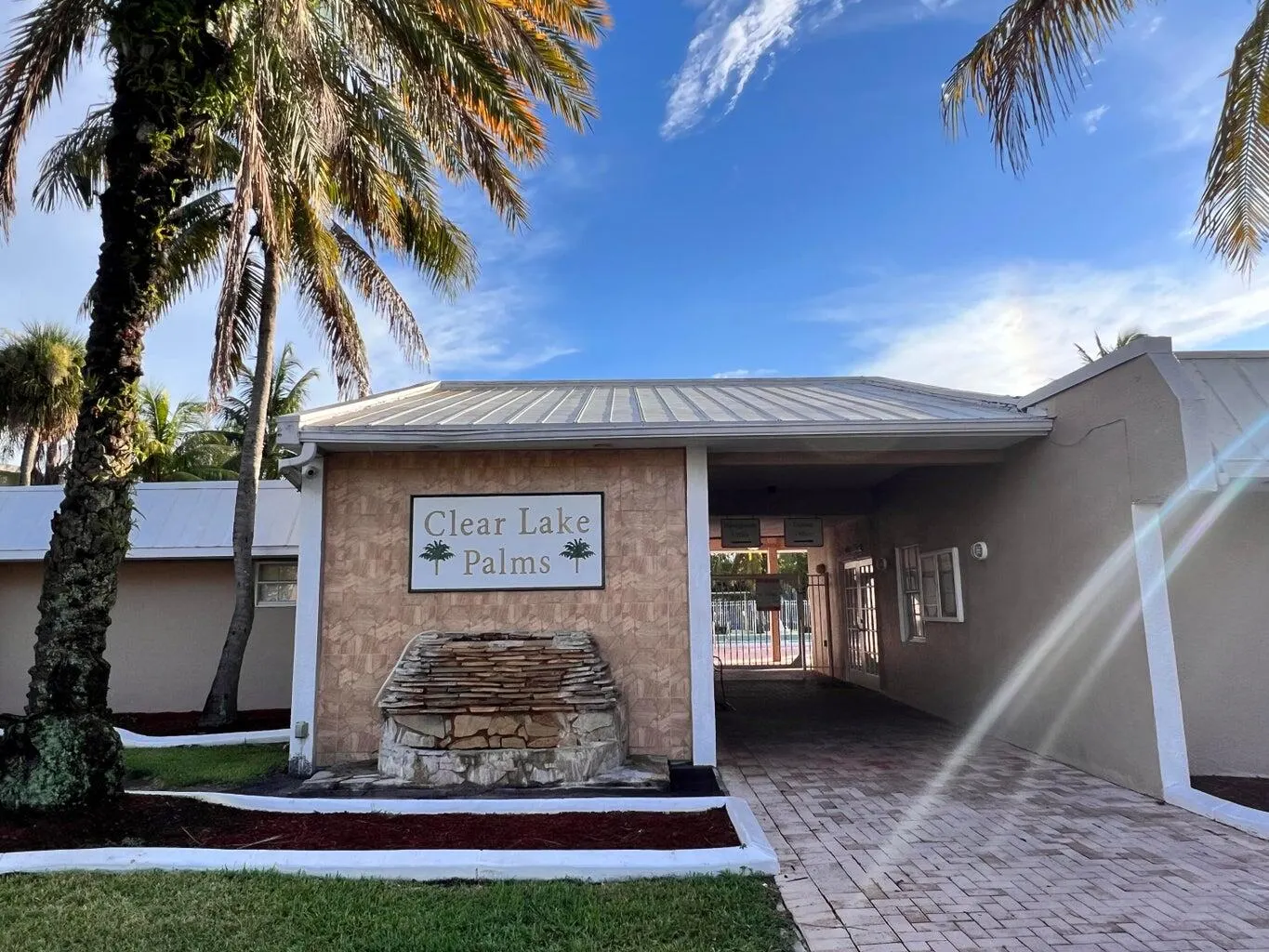 409 Executive Center Drive, #209