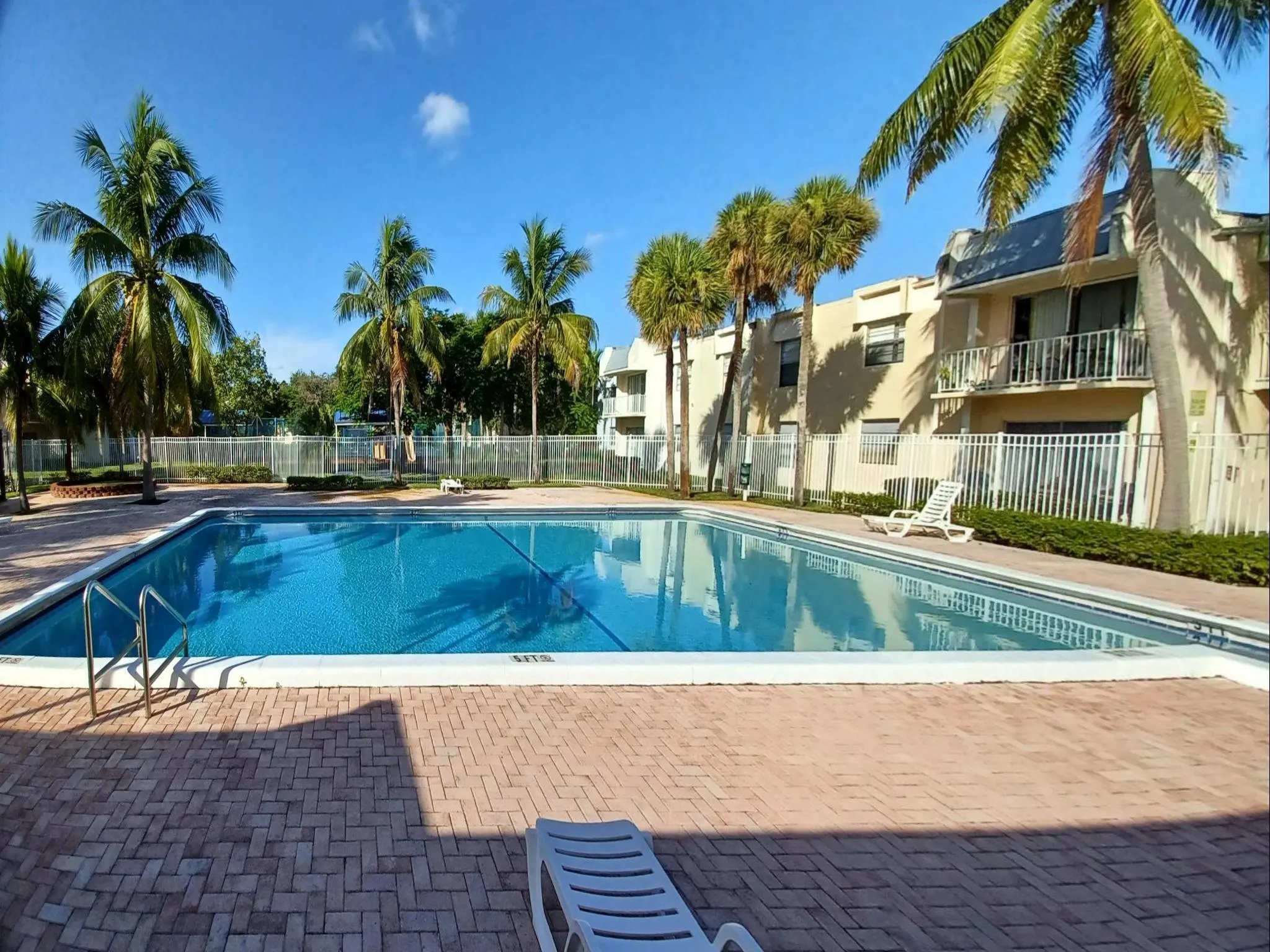 409 Executive Center Drive, #209