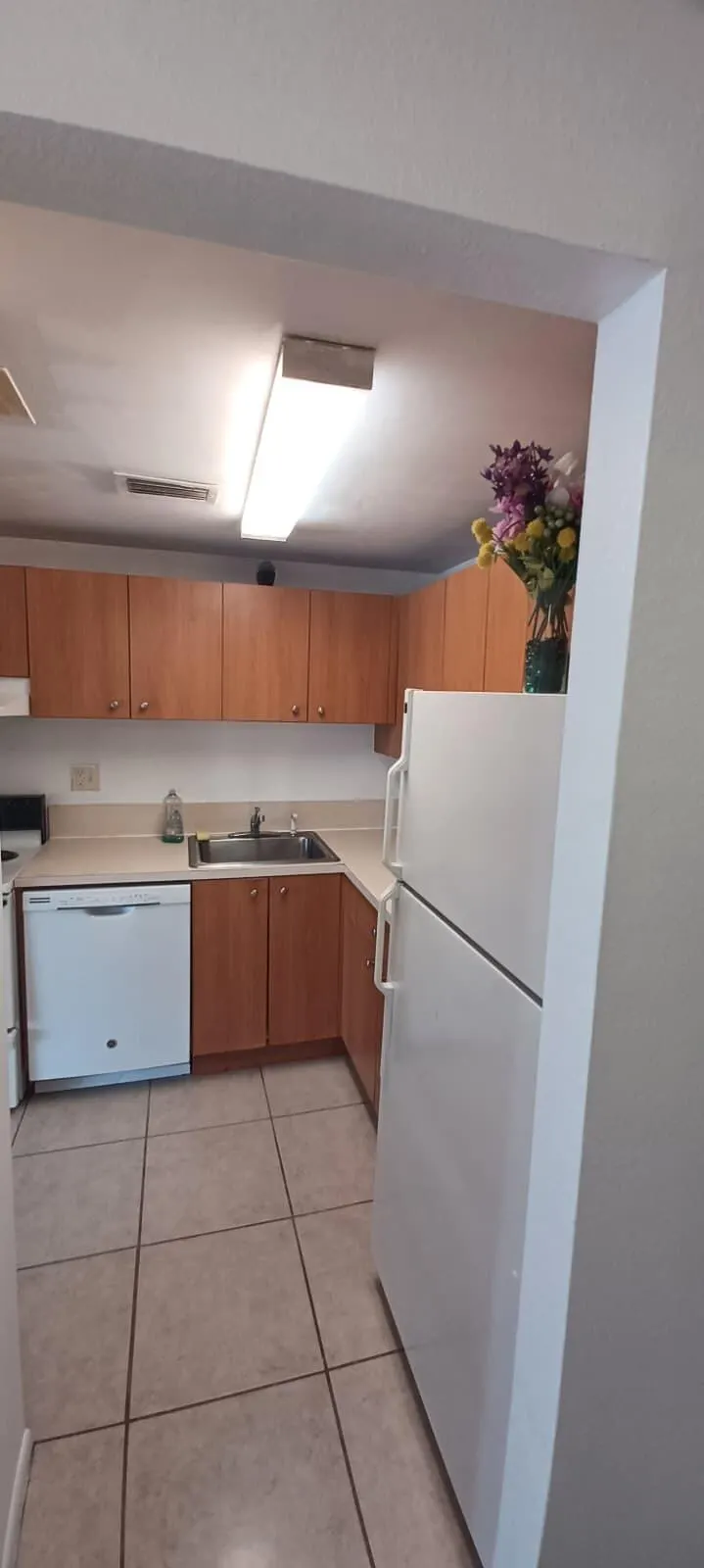 409 Executive Center Drive, #209
