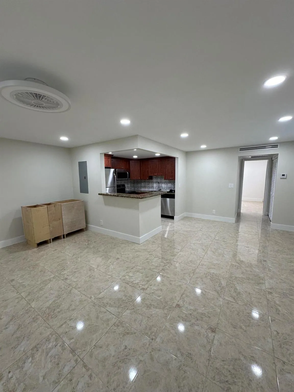 215 Flanders E, #215