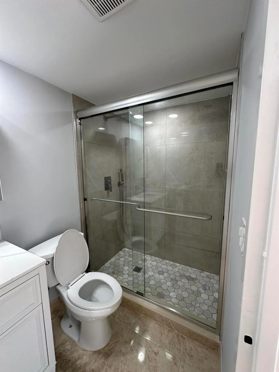 215 Flanders E, #215