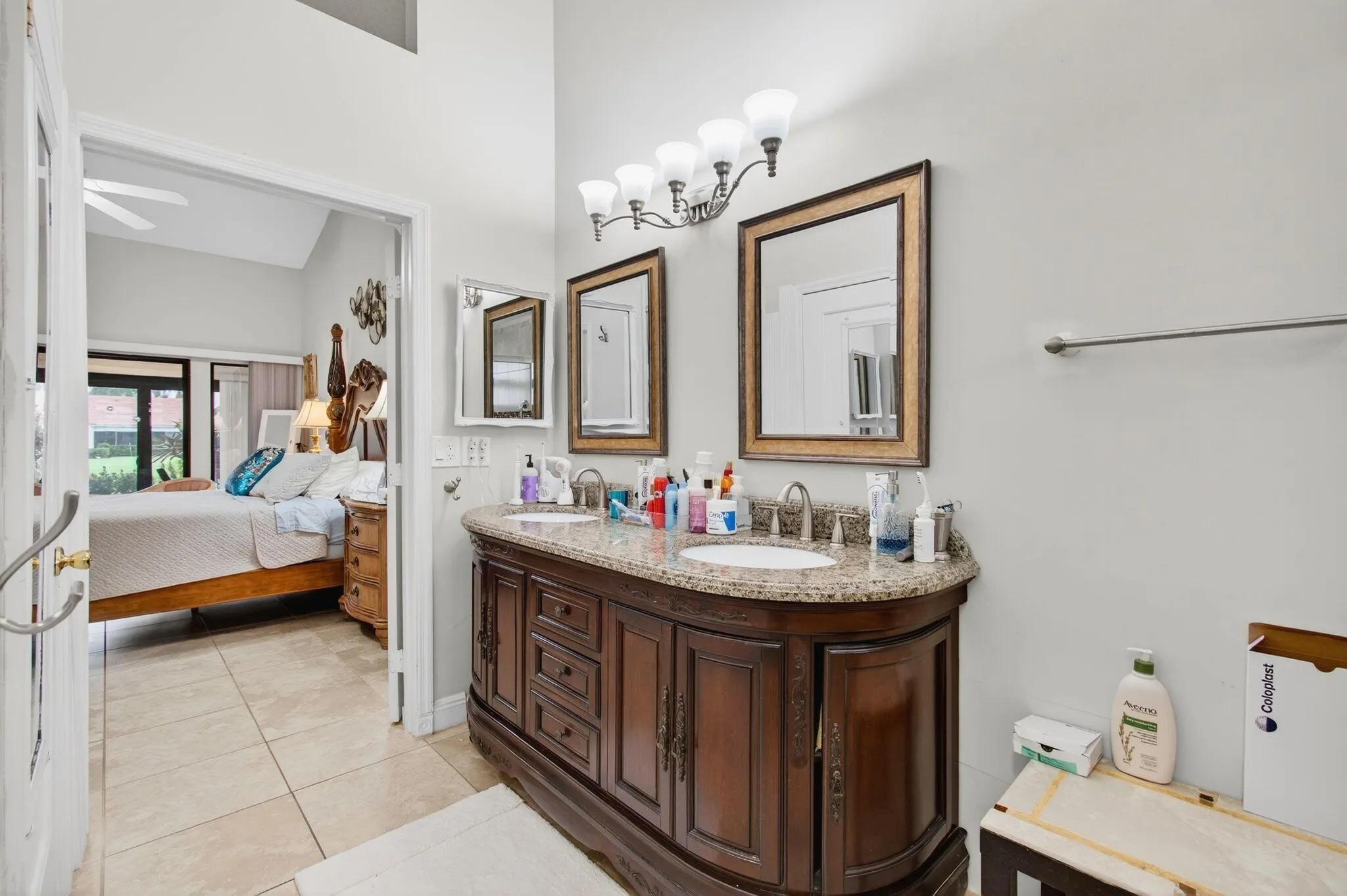 5834 Parkwalk Circle W