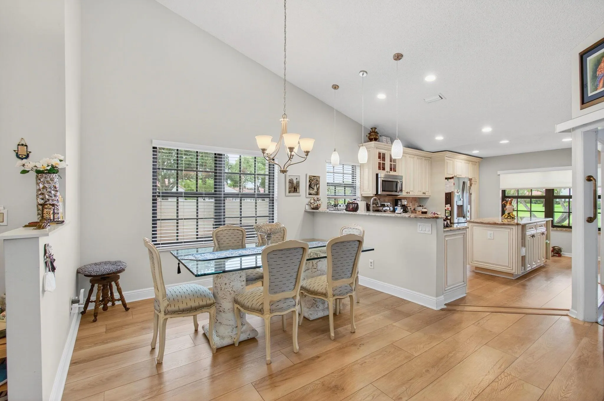 5834 Parkwalk Circle W