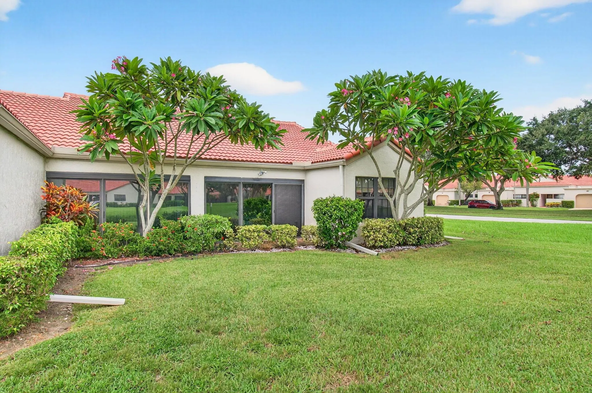 5834 Parkwalk Circle W