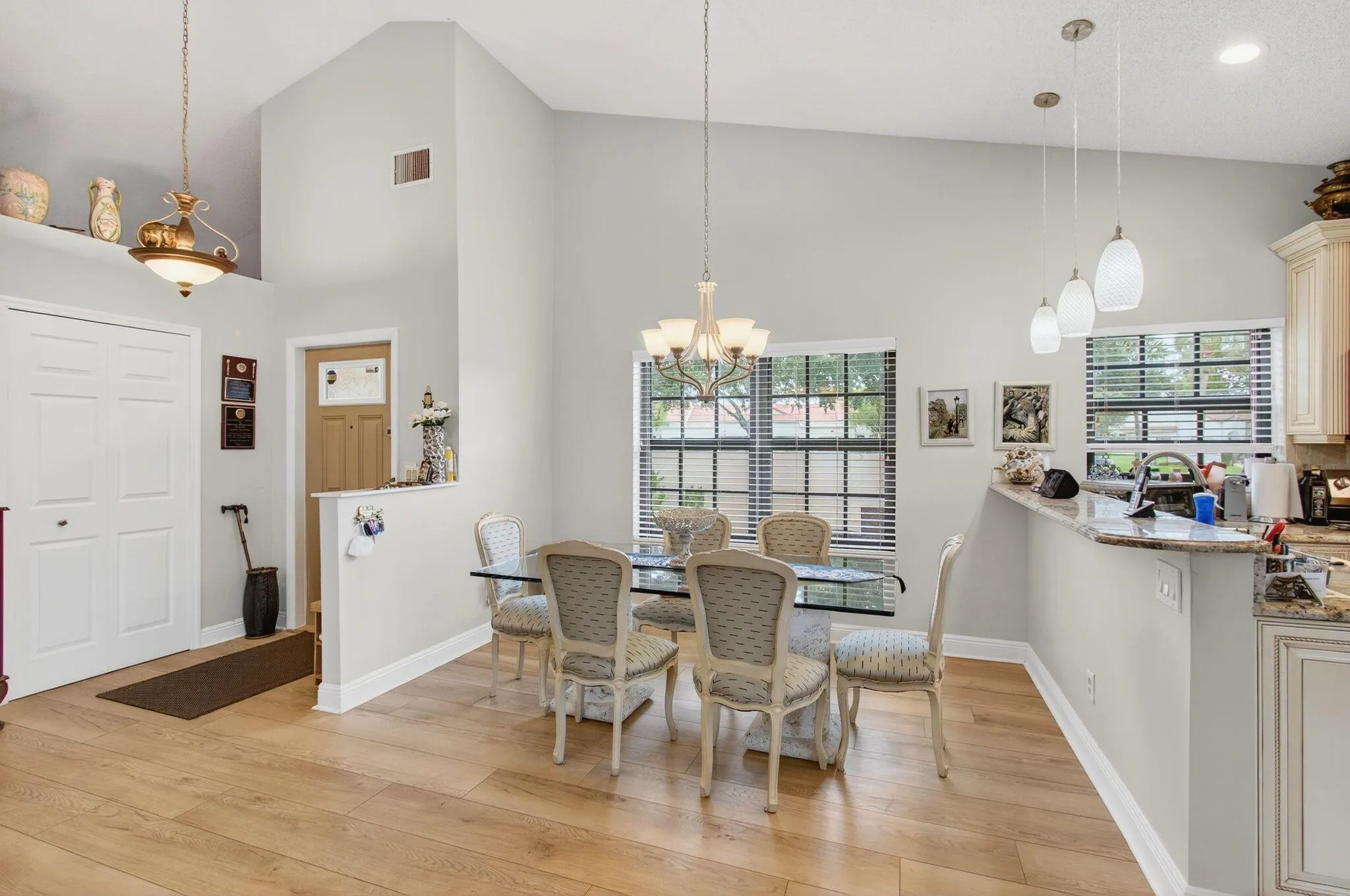 5834 Parkwalk Circle W