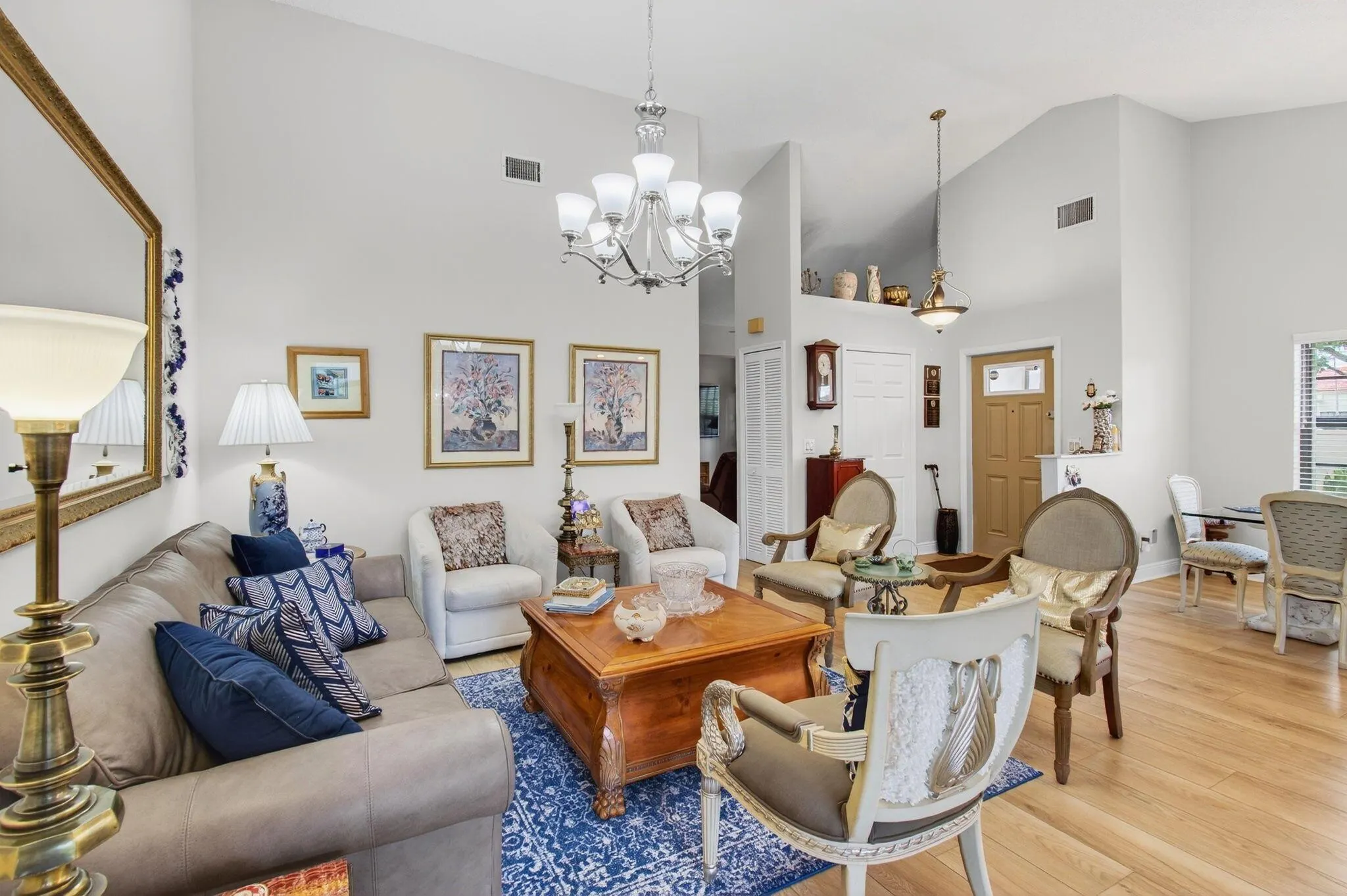 5834 Parkwalk Circle W