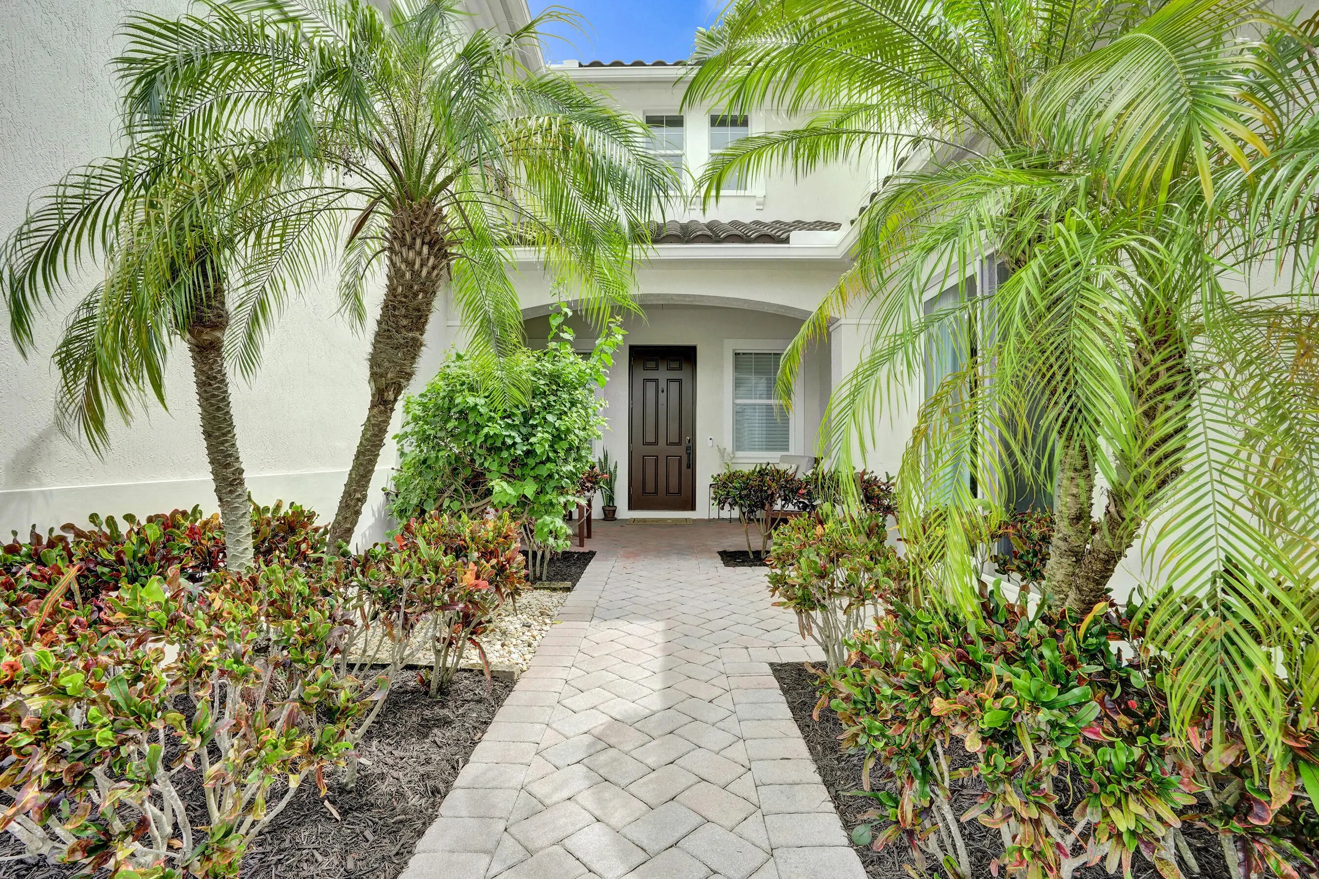 11790 NW 81st Court