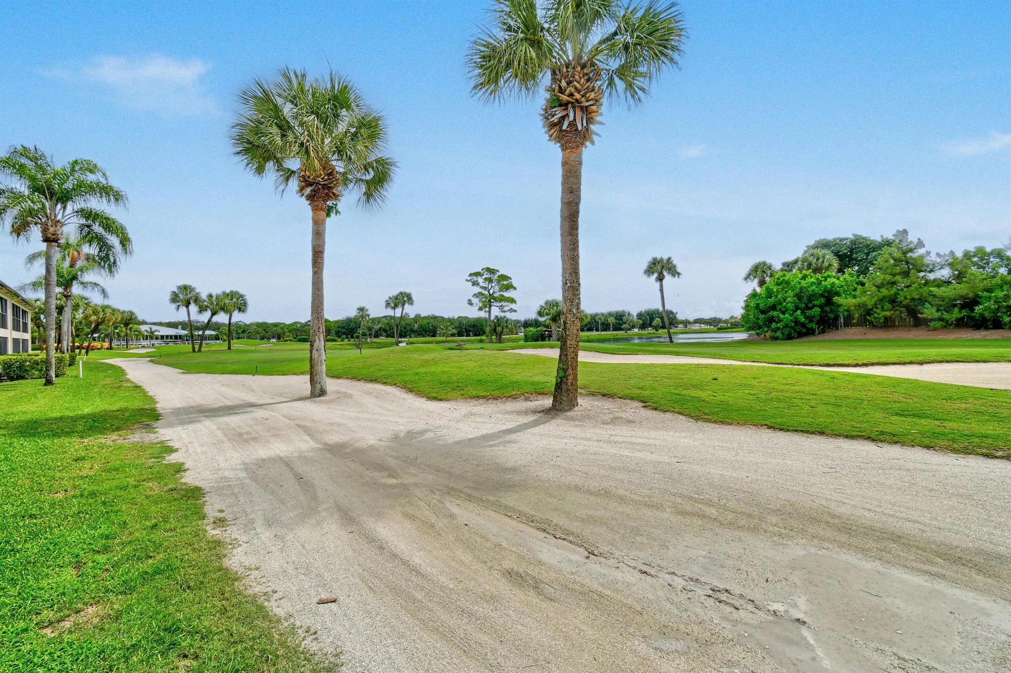 1001 Pinecrest Circle, #B