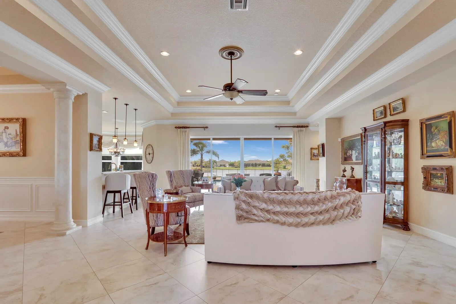 11098 Lynwood Palm Way