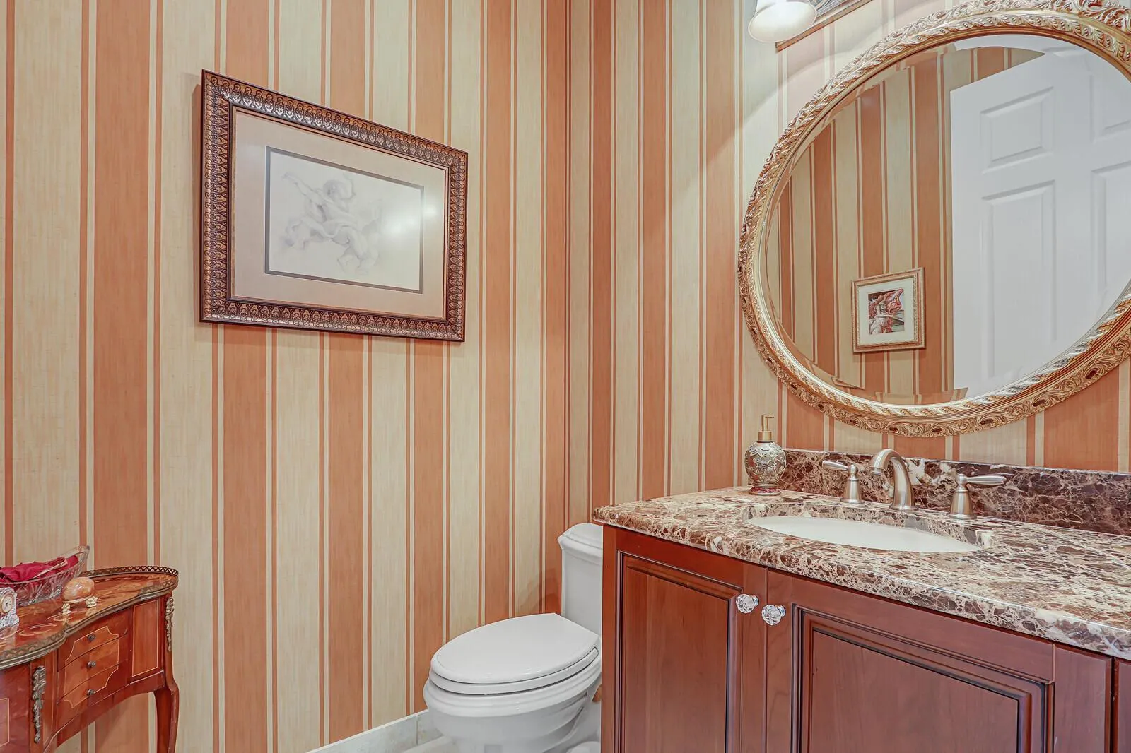 11098 Lynwood Palm Way
