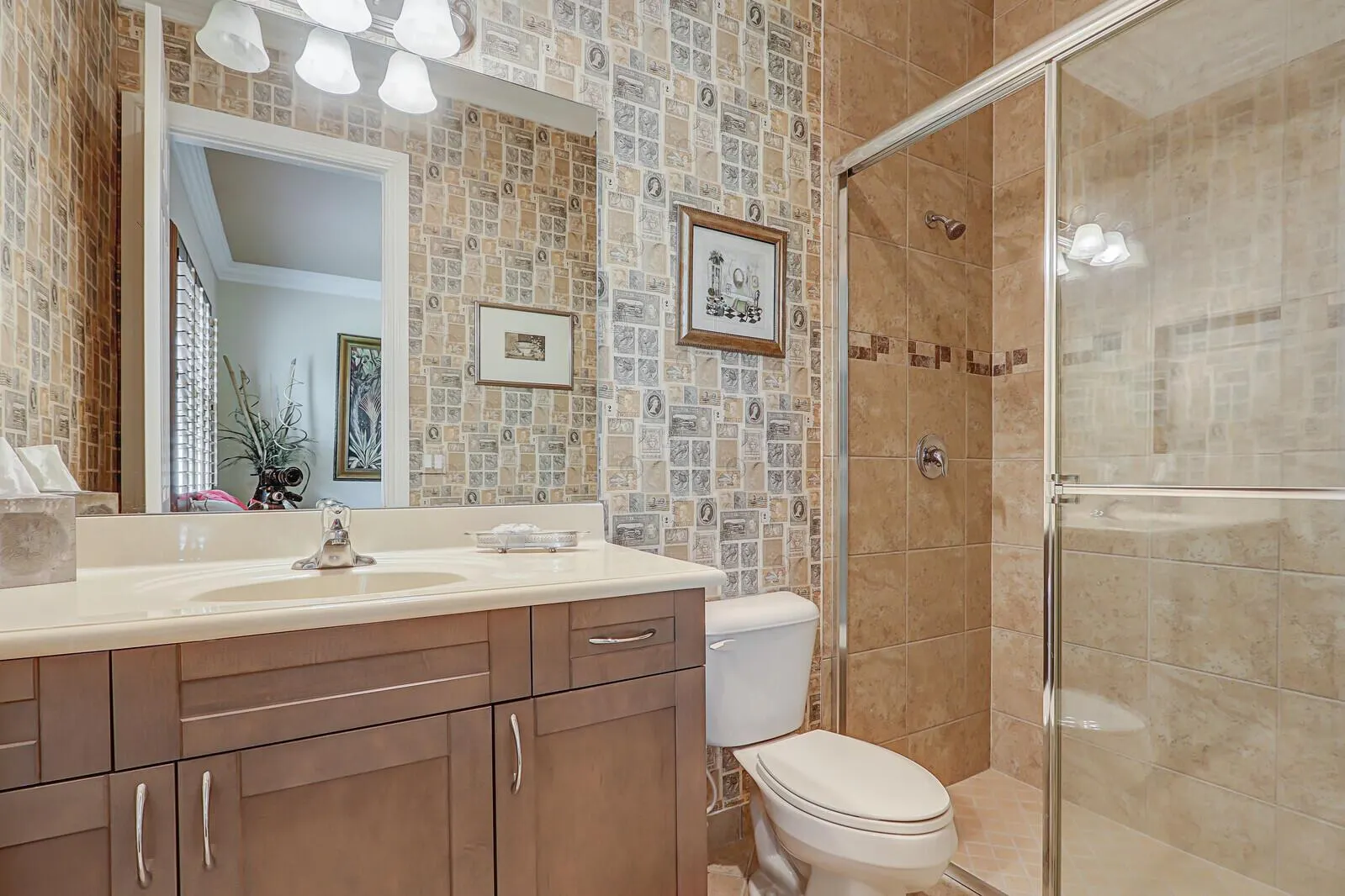 11098 Lynwood Palm Way