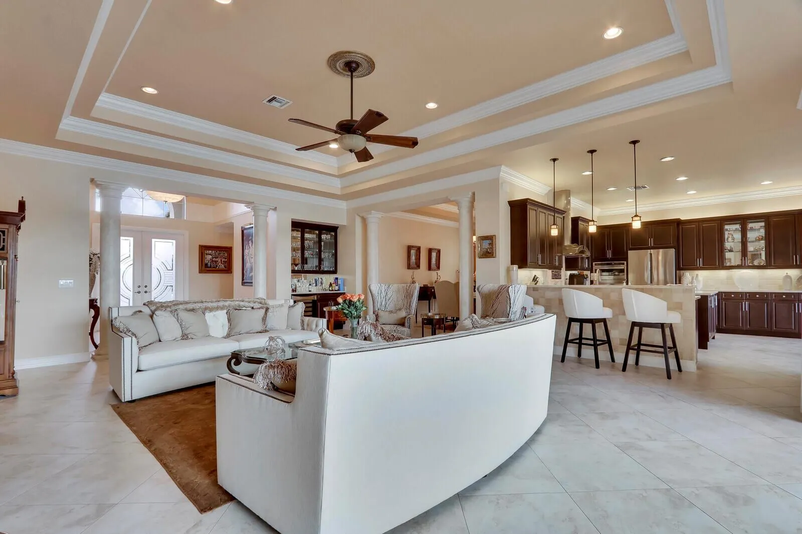 11098 Lynwood Palm Way