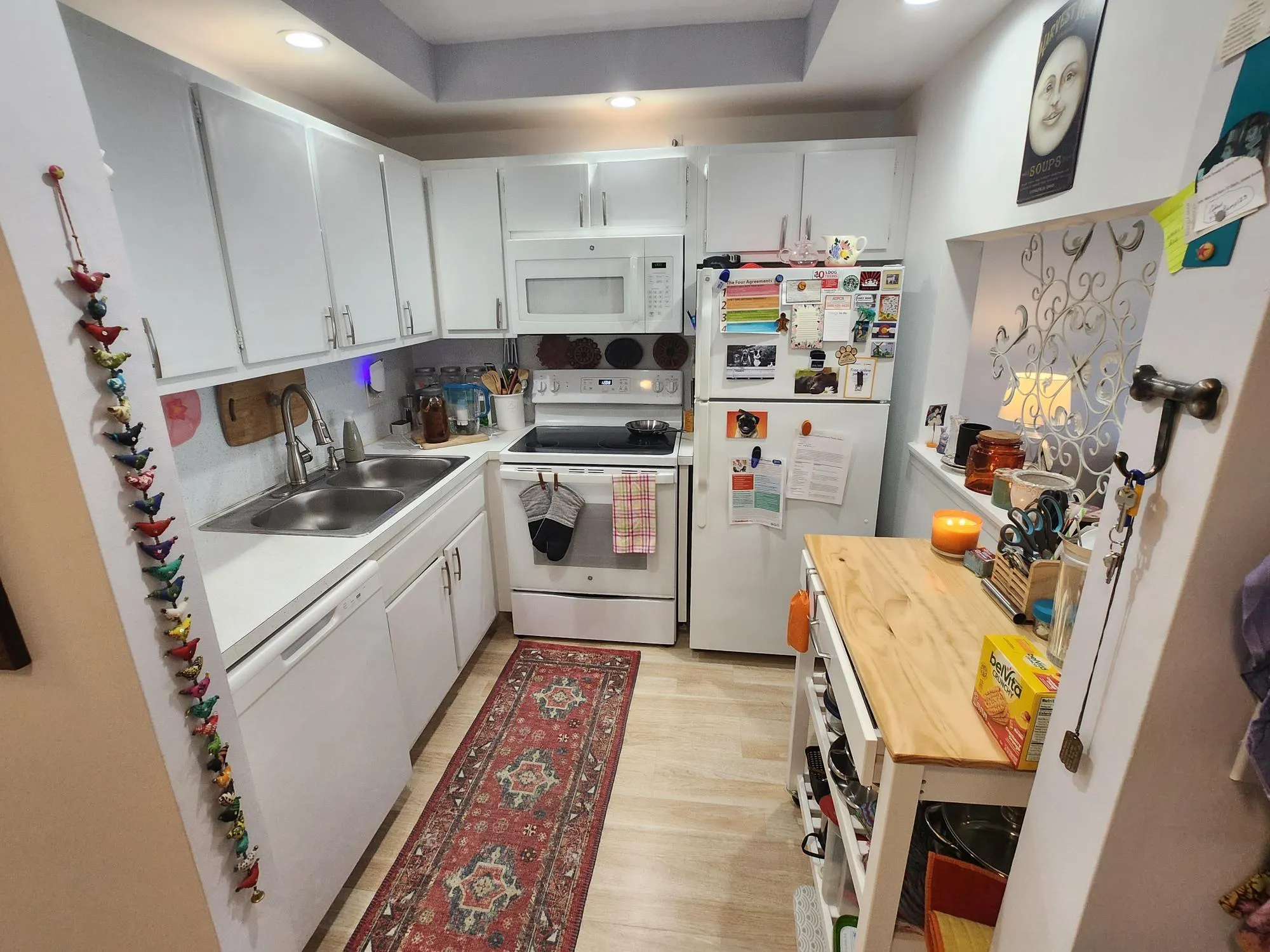 3280 Cynthia Lane, #211