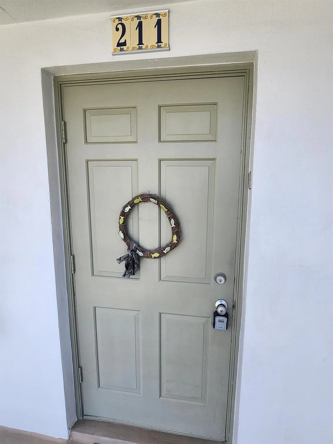 3280 Cynthia Lane, #211